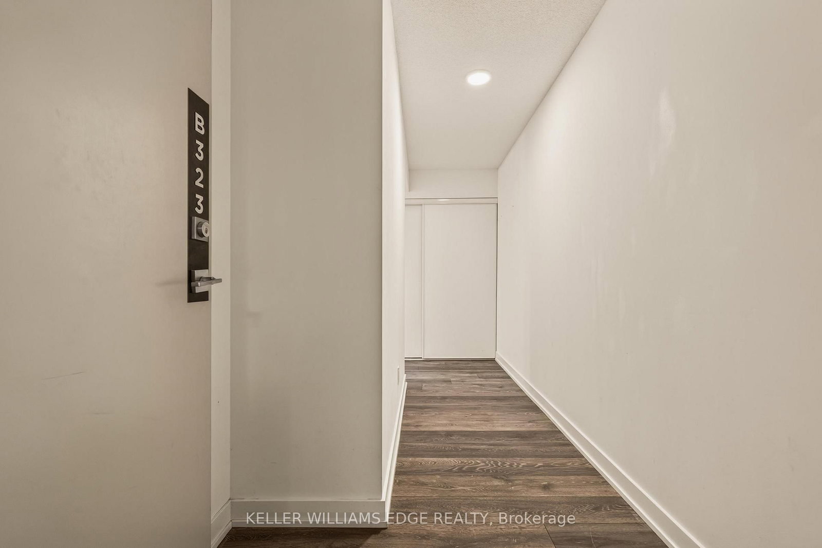 1119 Cooke Boulevard • #B323 • Burlington, ON photo 6