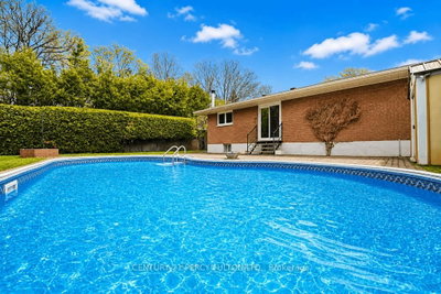 1386 Forest Glade Road • Oakville, ON photo 8