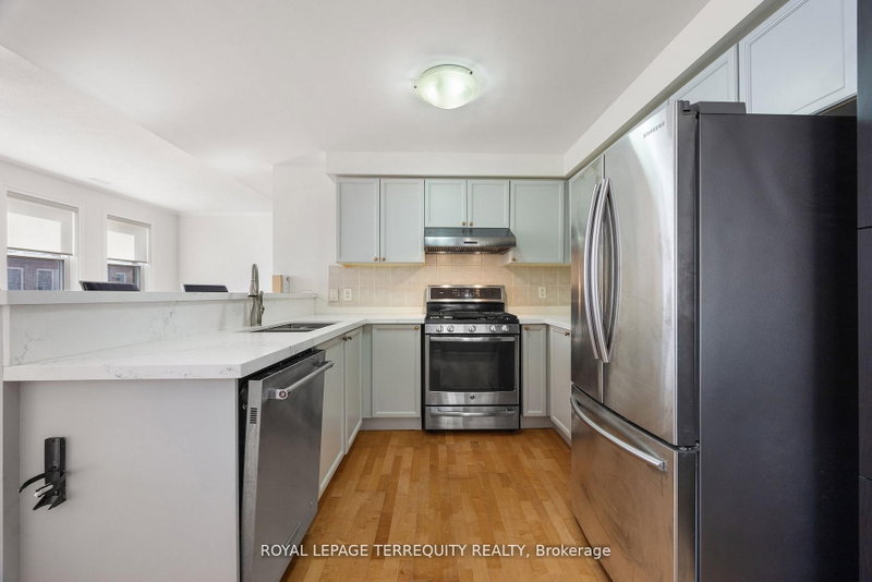 760 Lawrence Toronto,ON M6A 3E7 — Photo 6