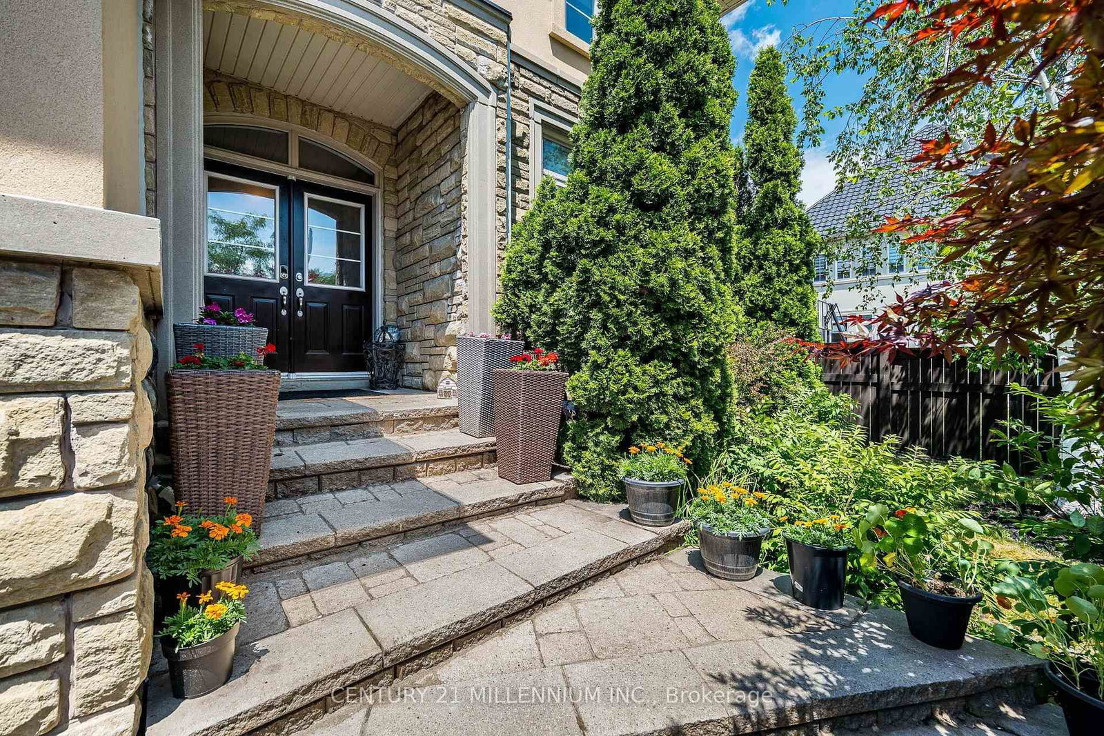 4 Belleville Drive • Brampton, ON photo 3