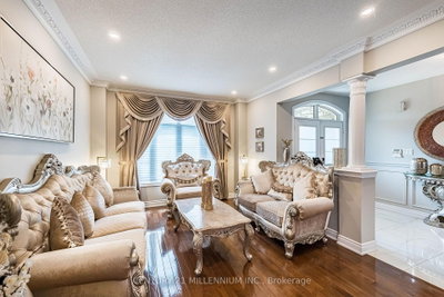 4 Belleville Drive • Brampton, ON photo 9