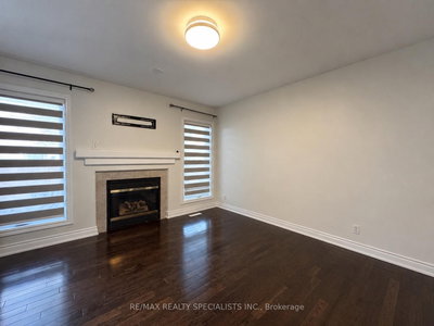 22 Clayborne Avenue • Brampton, ON photo 3