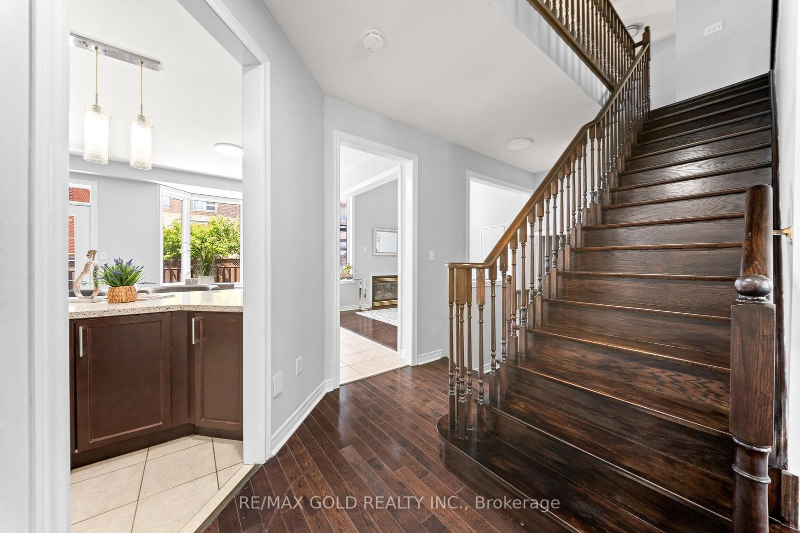 54 Blazing Star Drive • Brampton, ON photo 10