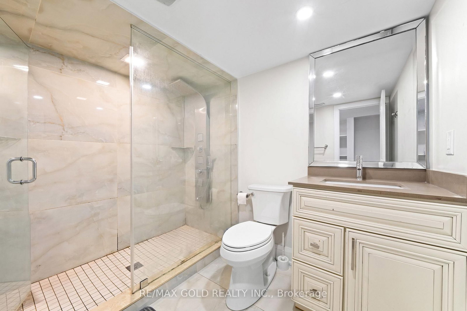 54 Blazing Star Drive • Brampton, ON photo 45