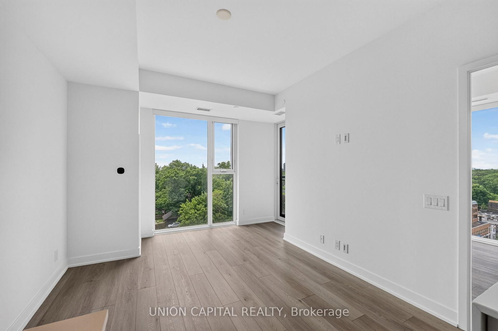 1660 Bloor Street W • #910 • Toronto, ON photo 13