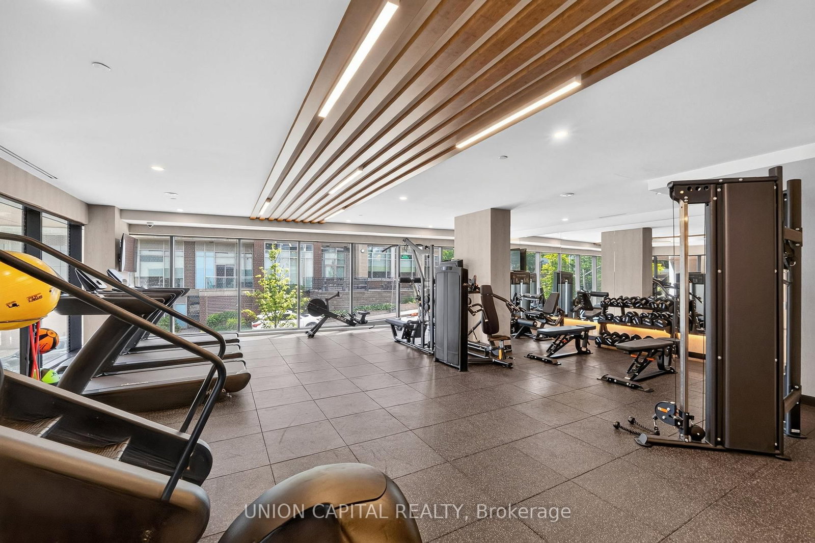 1660 Bloor Street W • #910 • Toronto, ON photo 27