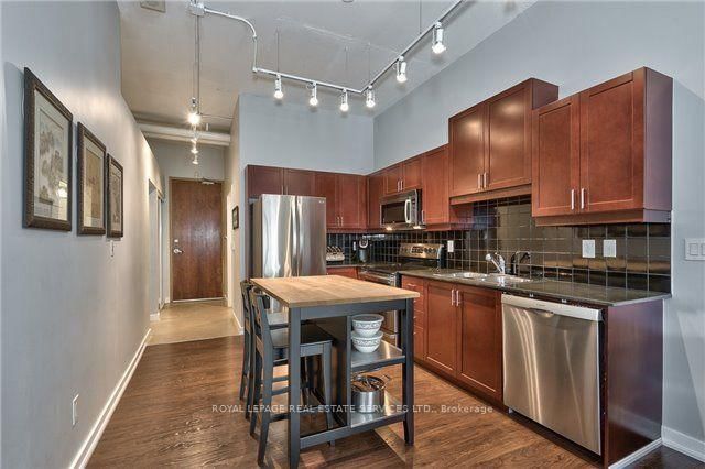 316 - 2 Fieldway Road
