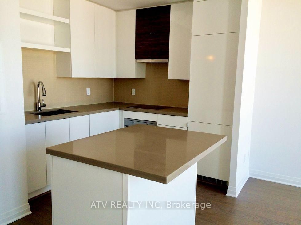 59 Annie Craig Drive • #2008 • Toronto, ON photo 2
