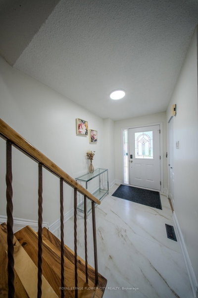 6 Crenshaw Crescent • Brampton, ON photo 5