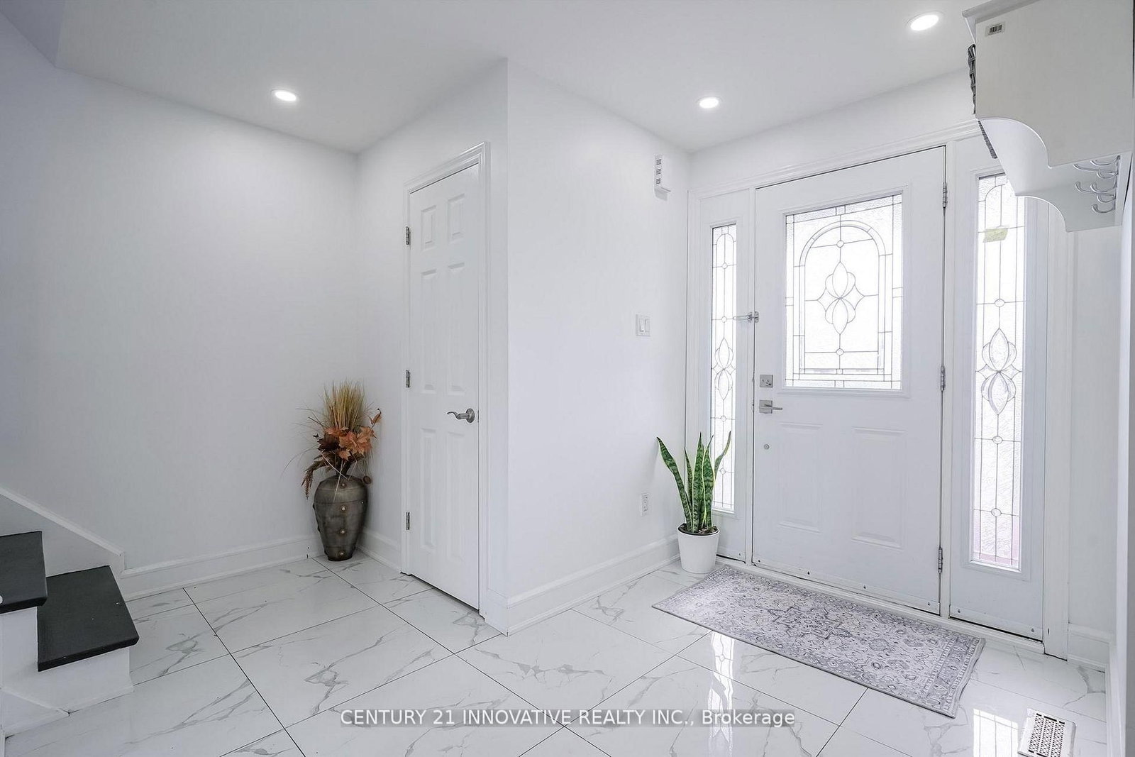 13 Dorset Drive • Brampton, ON photo 4