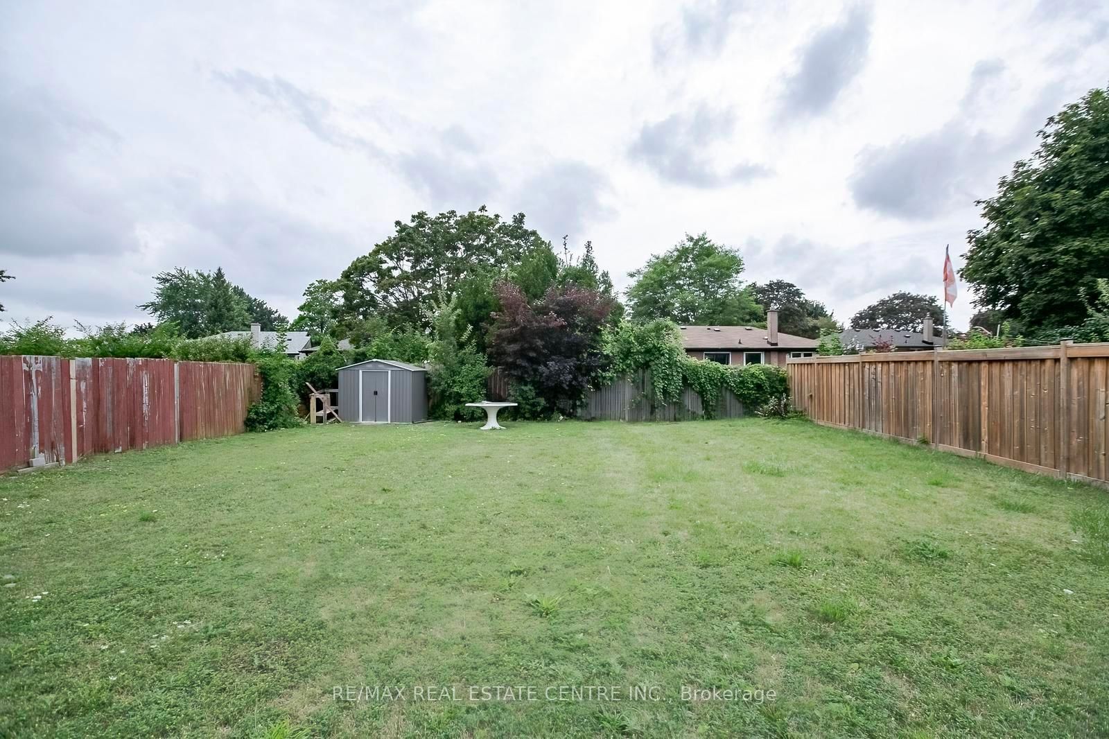 16 McLaughlin Road N • Brampton, ON photo 48