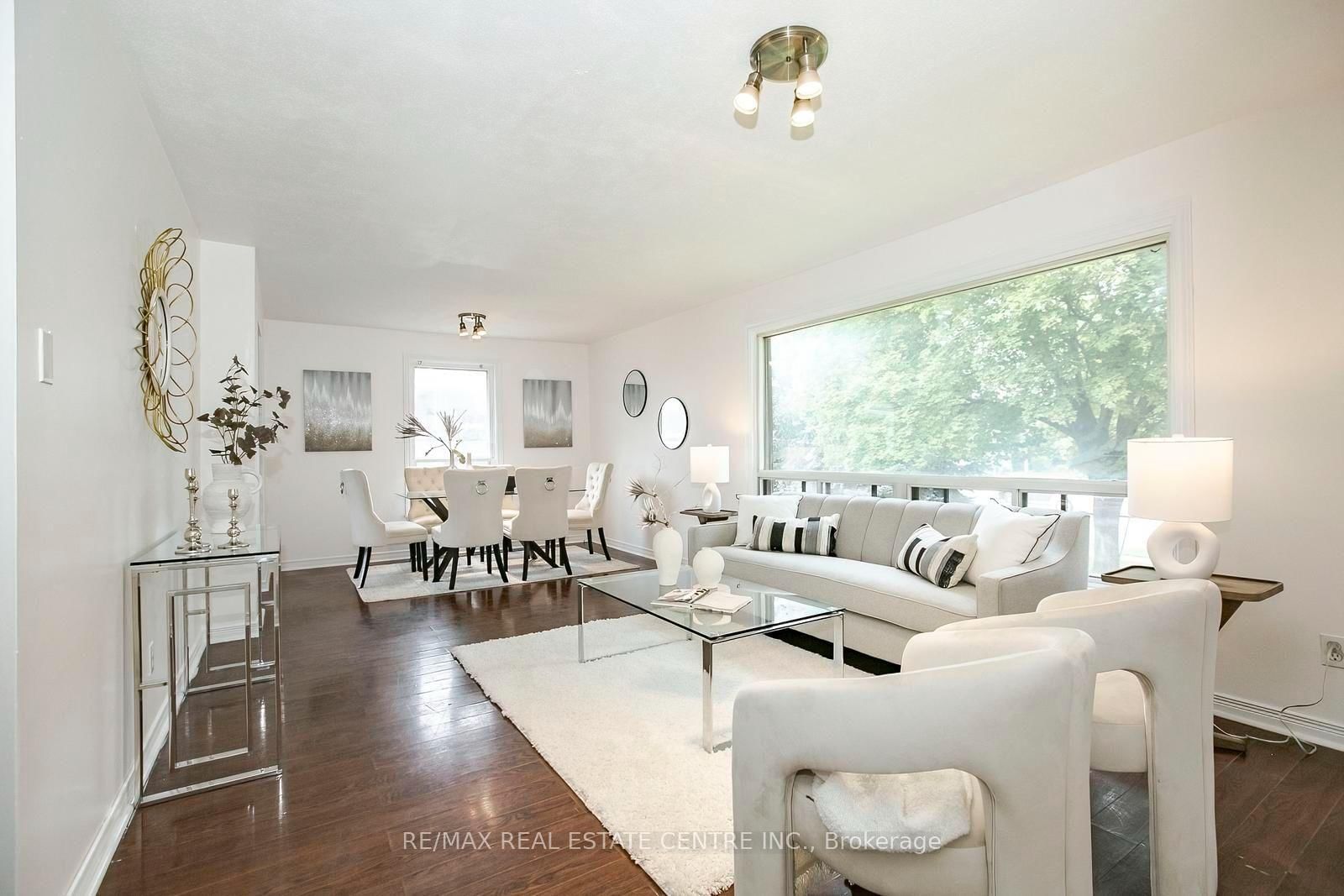 16 McLaughlin Road N • Brampton, ON photo 8