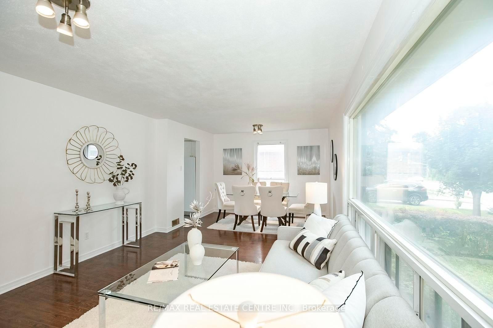 16 McLaughlin Road N • Brampton, ON photo 9