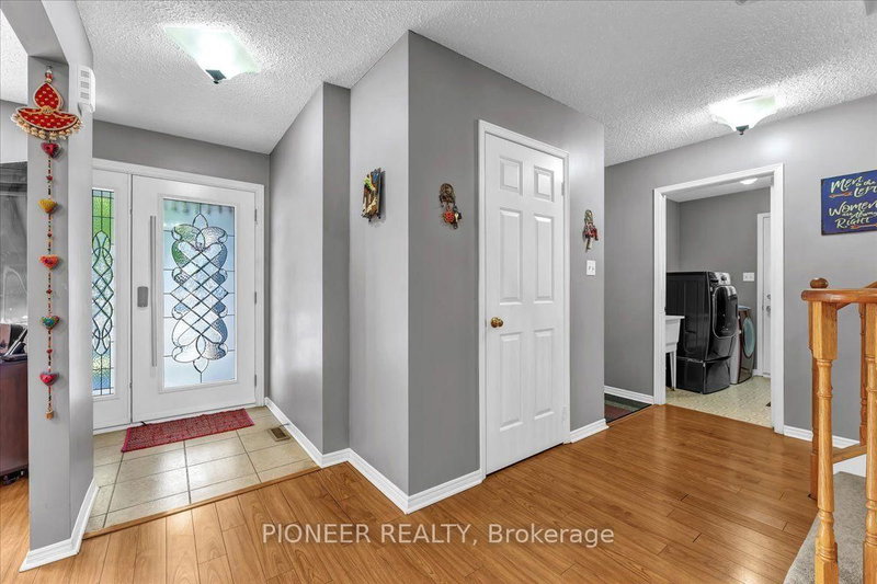 6452 Eastridge Mississauga,ON L5N 4K8 — Photo 6