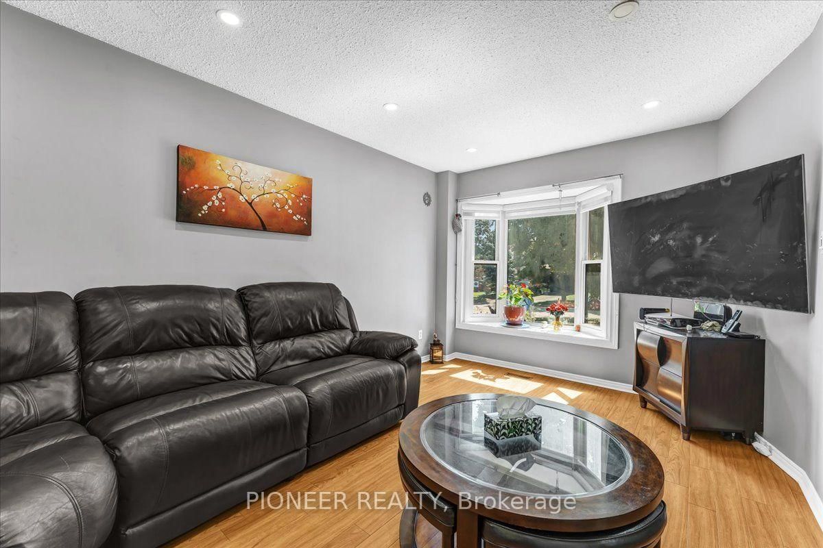 6452 Eastridge Road • Mississauga, ON photo 9