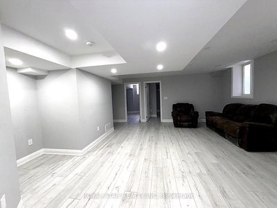 11 Clunburry Brampton,ON L7A 5B4 — Photo 11