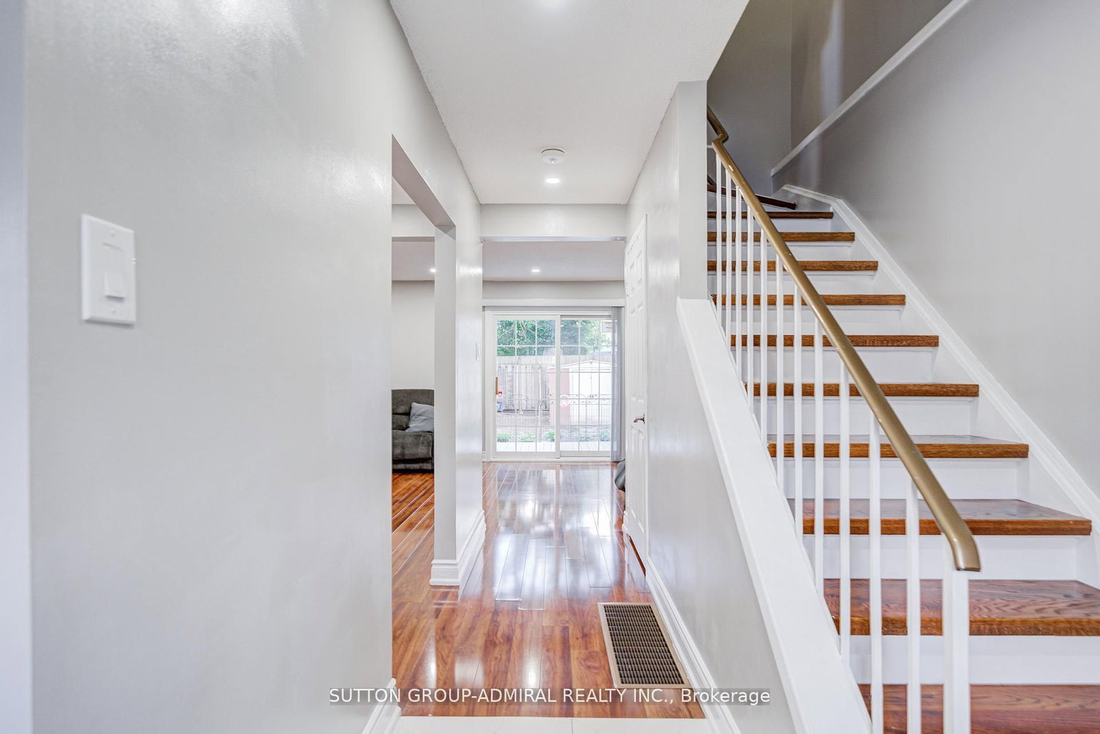 4 Hilda Court • Brampton, ON photo 10