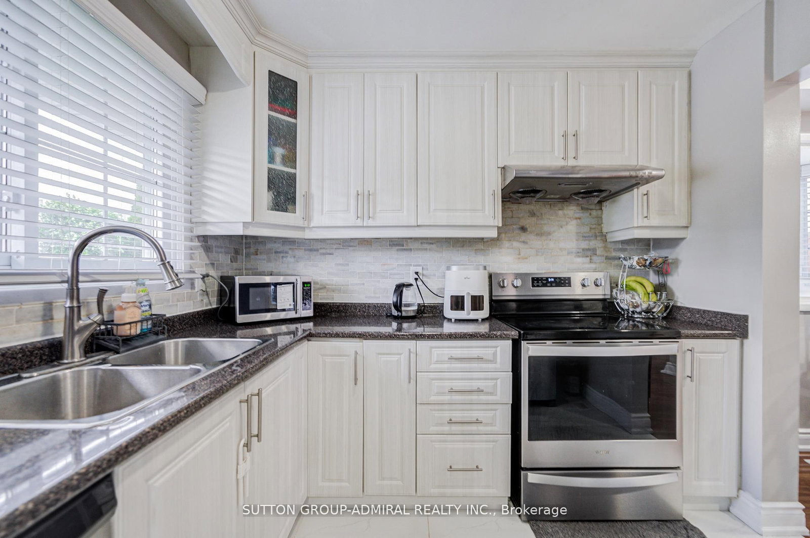 4 Hilda Court • Brampton, ON photo 16