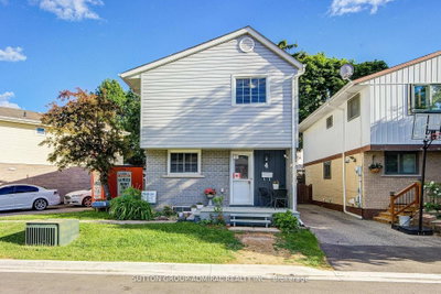 4 Hilda Court • Brampton, ON photo 3