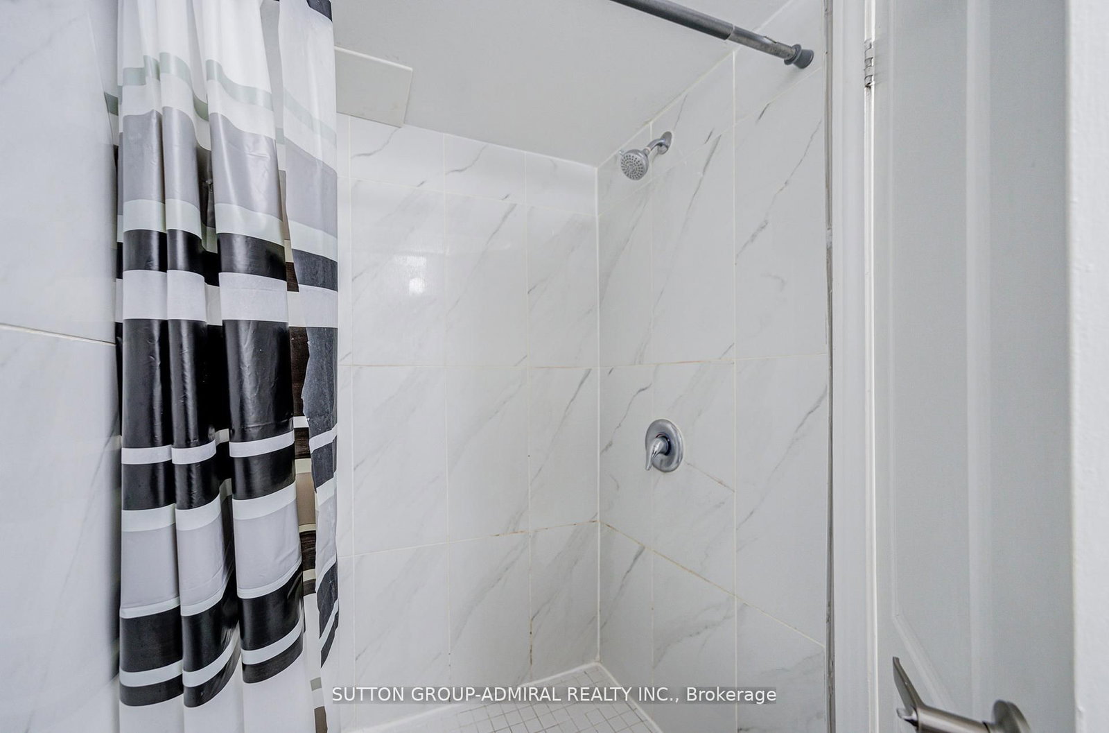 4 Hilda Court • Brampton, ON photo 42