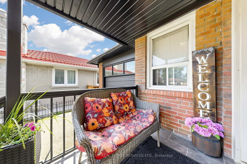 145 Kingsview Boulevard
