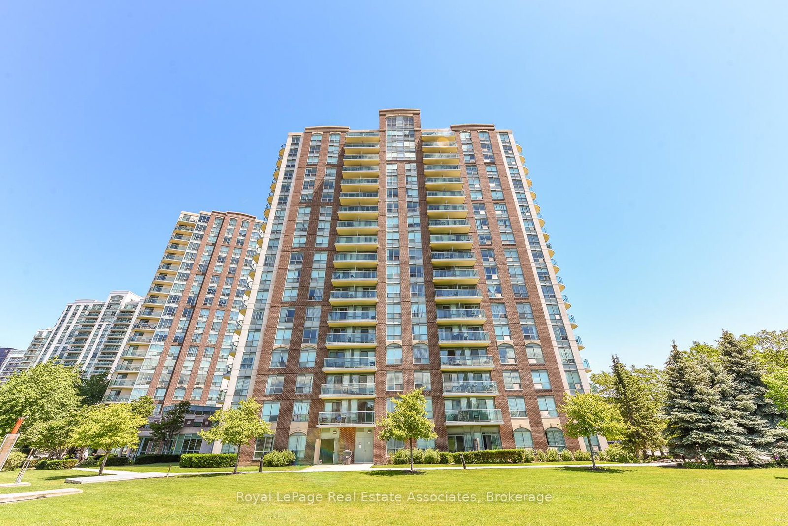 4879 Kimbermount Avenue • #710 • Mississauga, ON photo 2