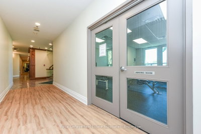 4879 Kimbermount Mississauga,ON L5M 7R8 — Photo 24