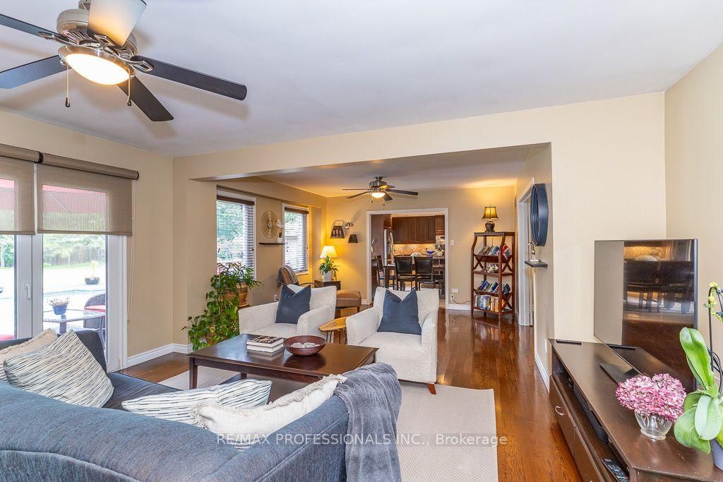 2604 Barrisdale Court • Mississauga, ON photo 10