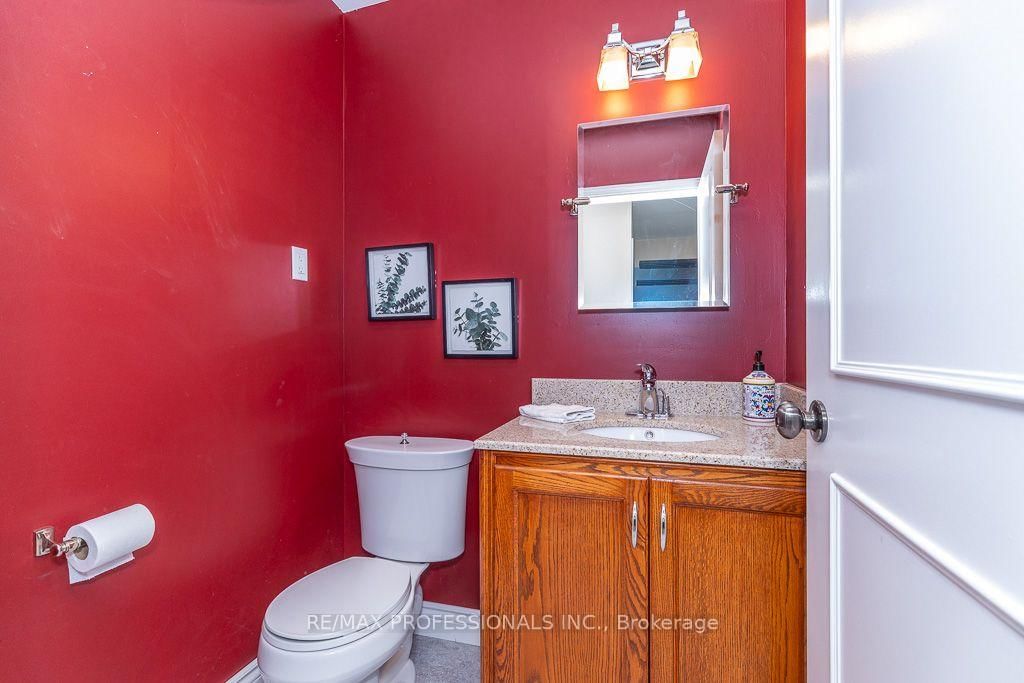 2604 Barrisdale Court • Mississauga, ON photo 16