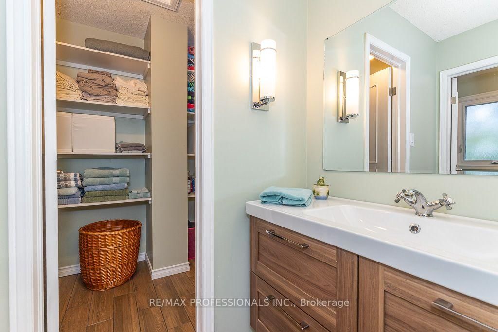 2604 Barrisdale Court • Mississauga, ON photo 26