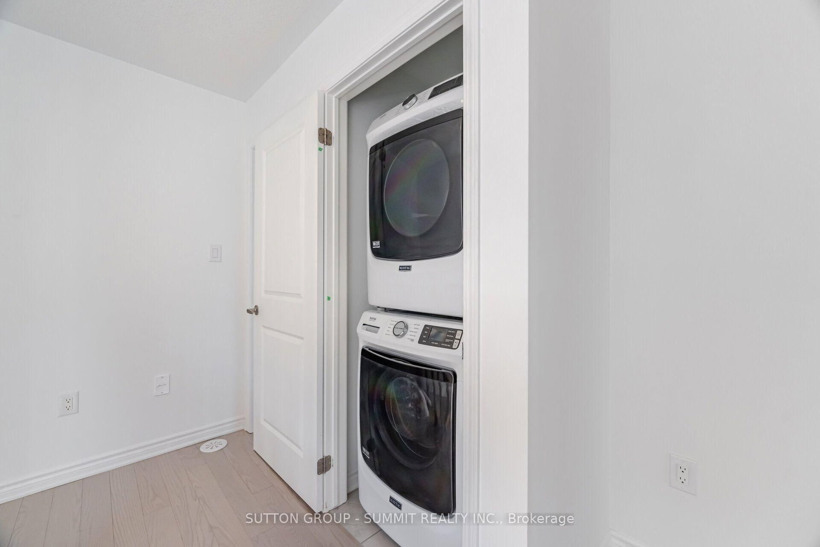 5206 Viola Desmond Drive • Mississauga, ON photo 11