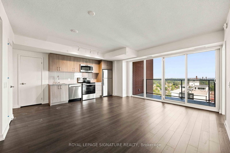 1421 - 4010 Eglinton Avenue W
