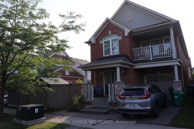 28 Dulverton Drive • Brampton, ON photo 3