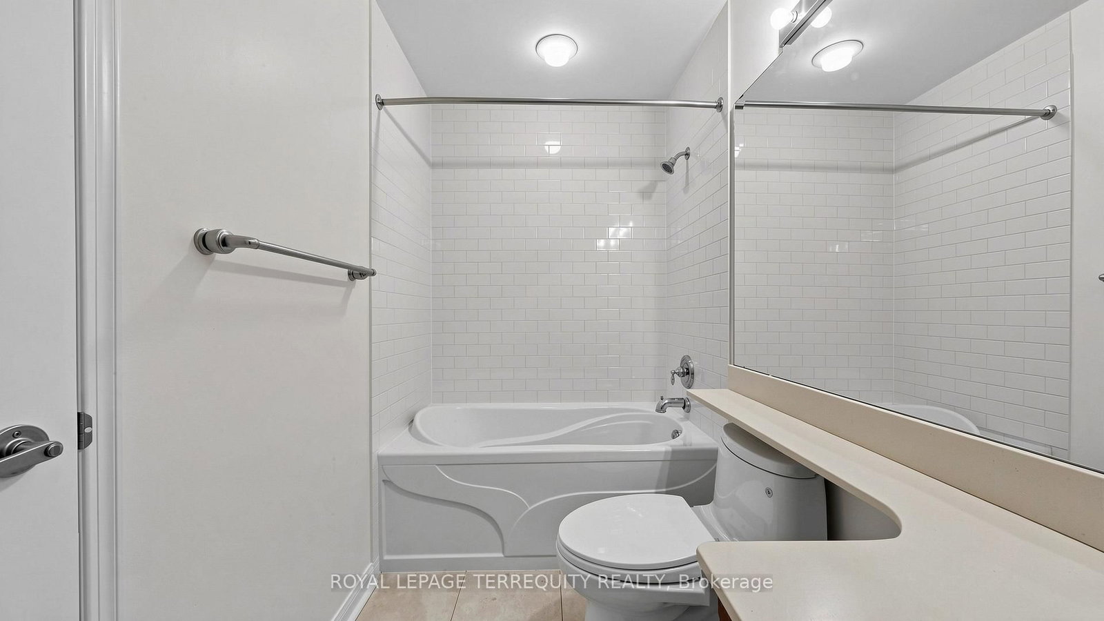 15 Windermere Avenue • #2205 • Toronto, ON photo 19