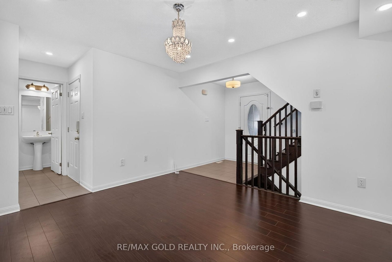 443 Cavanagh Lane • Milton, ON photo 10