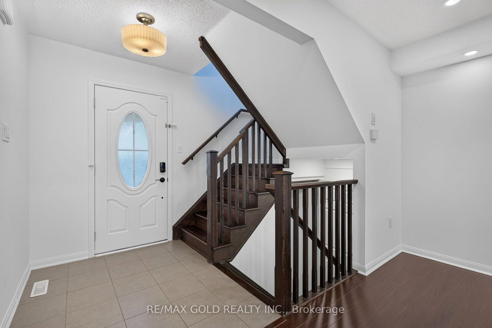 443 Cavanagh Lane • Milton, ON photo 23