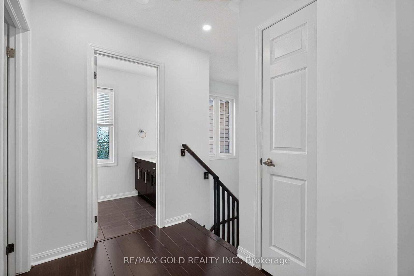443 Cavanagh Lane • Milton, ON photo 24