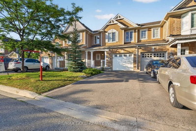 443 Cavanagh Lane • Milton, ON photo 3