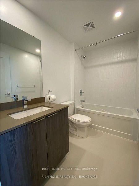 70 Annie Craig Toronto,ON M8V 0G2 — Photo 13