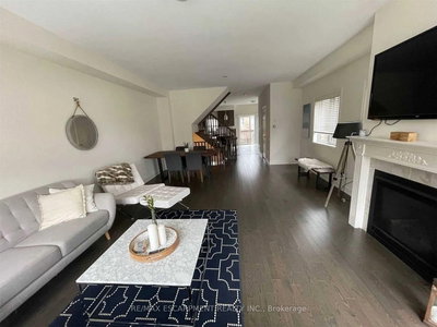 3930 Tufgar Crescent • Burlington, ON photo 4