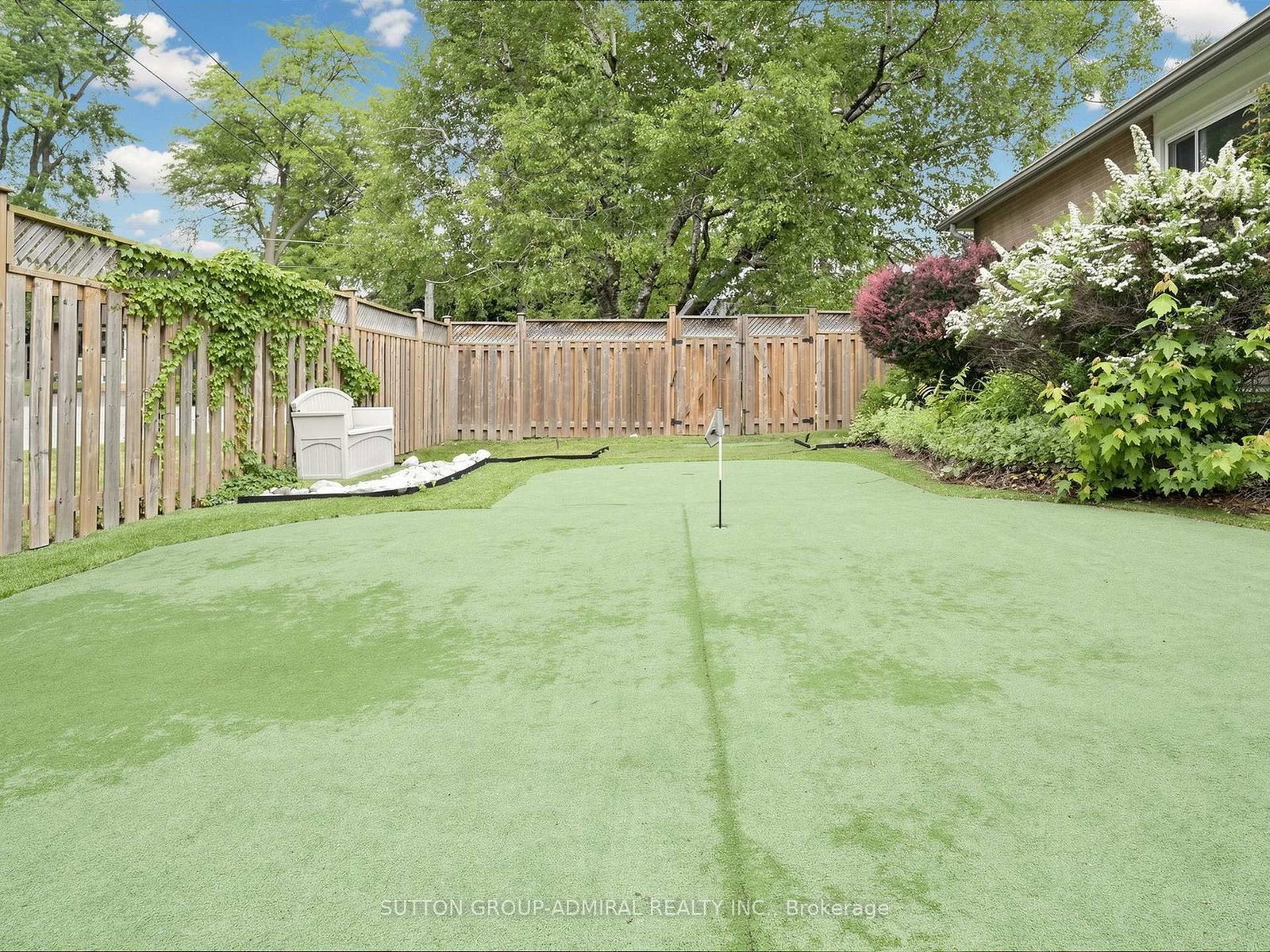 1864 Hindhead Road • Mississauga, ON photo 37