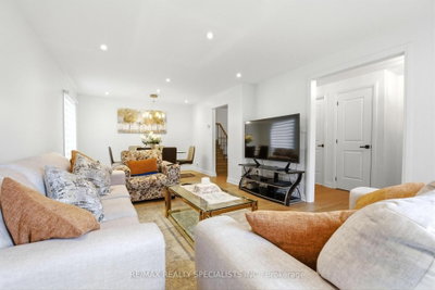 29 Blackthorn Brampton,ON L6V 3K7 — Photo 11