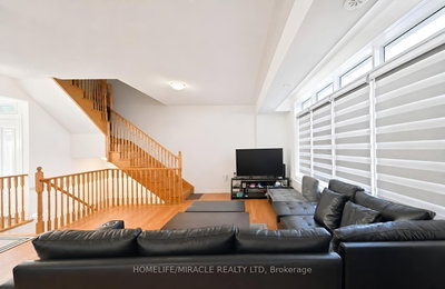 415 Dougall Avenue • Caledon, ON photo 6
