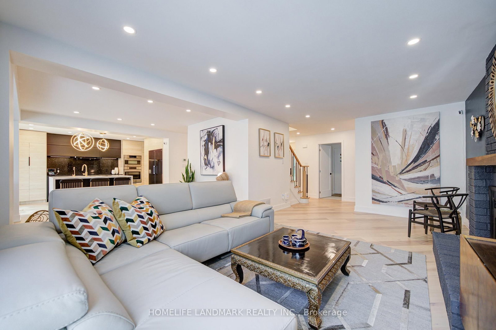 1360 Old English Lane • Oakville, ON photo 22