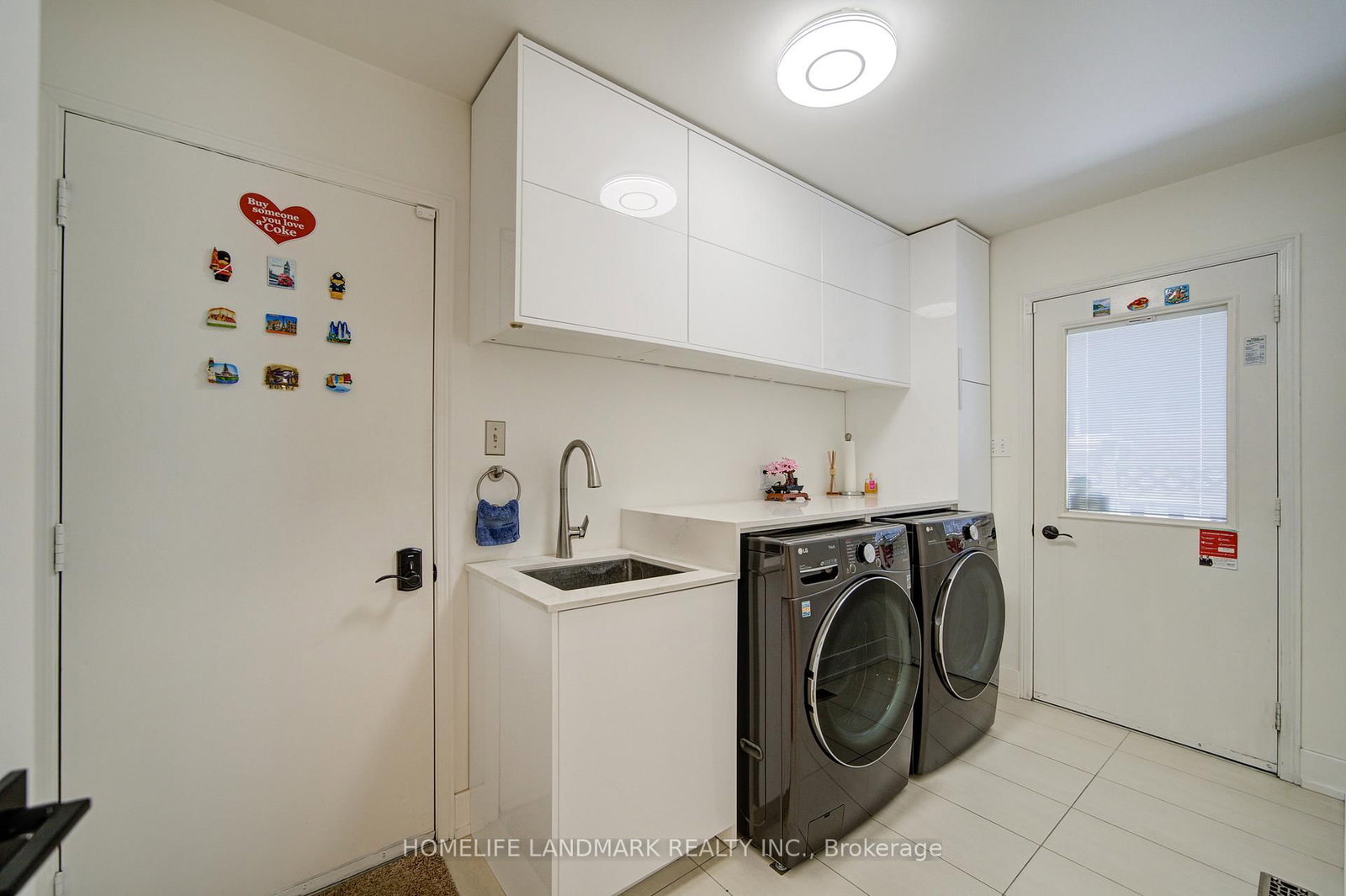 1360 Old English Lane • Oakville, ON photo 25