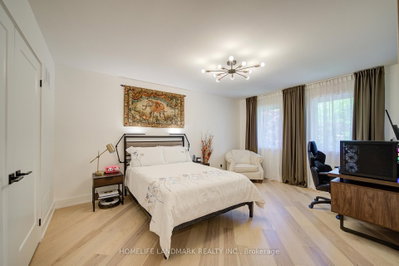 1360 Old English Oakville,ON L6M 2P8 — Photo 41