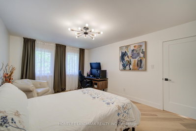 1360 Old English Oakville,ON L6M 2P8 — Photo 42
