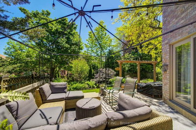 1360 Old English Oakville,ON L6M 2P8 — Photo 46