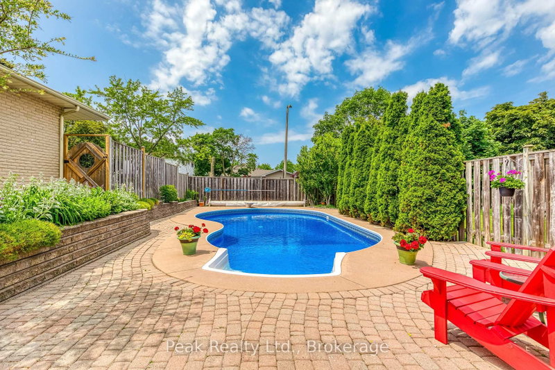 2235 Waycross Crescent