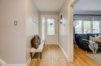 2235 Waycross Crescent • Mississauga, ON photo 8